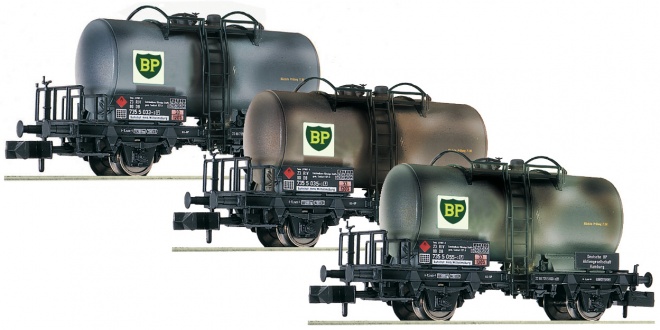 Set of 3 tank cars BP (weathered)<br /><a href='images/pictures/Fleischmann/Fleischmann-841201.jpg' target='_blank'>Full size image</a>